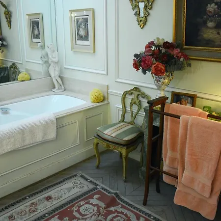 Eiffel Tower-alma * Paris