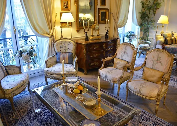 Daire Eiffel Tower-alma Paris