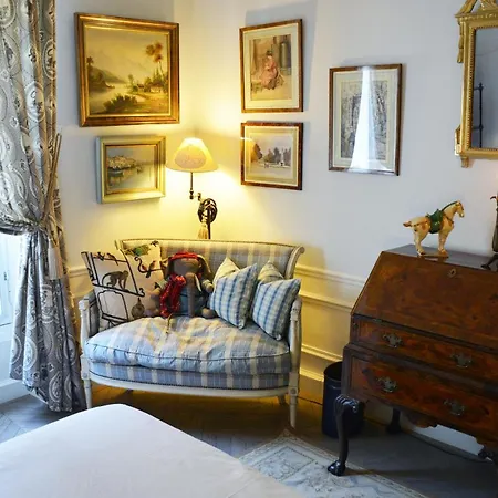 Eiffel Tower-alma דירה *